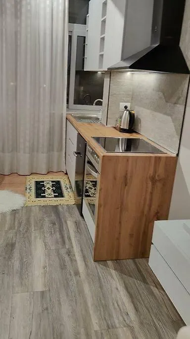 Appartamento Nana Vicino Alla Cattedrale Shkodër 0*,  Albania